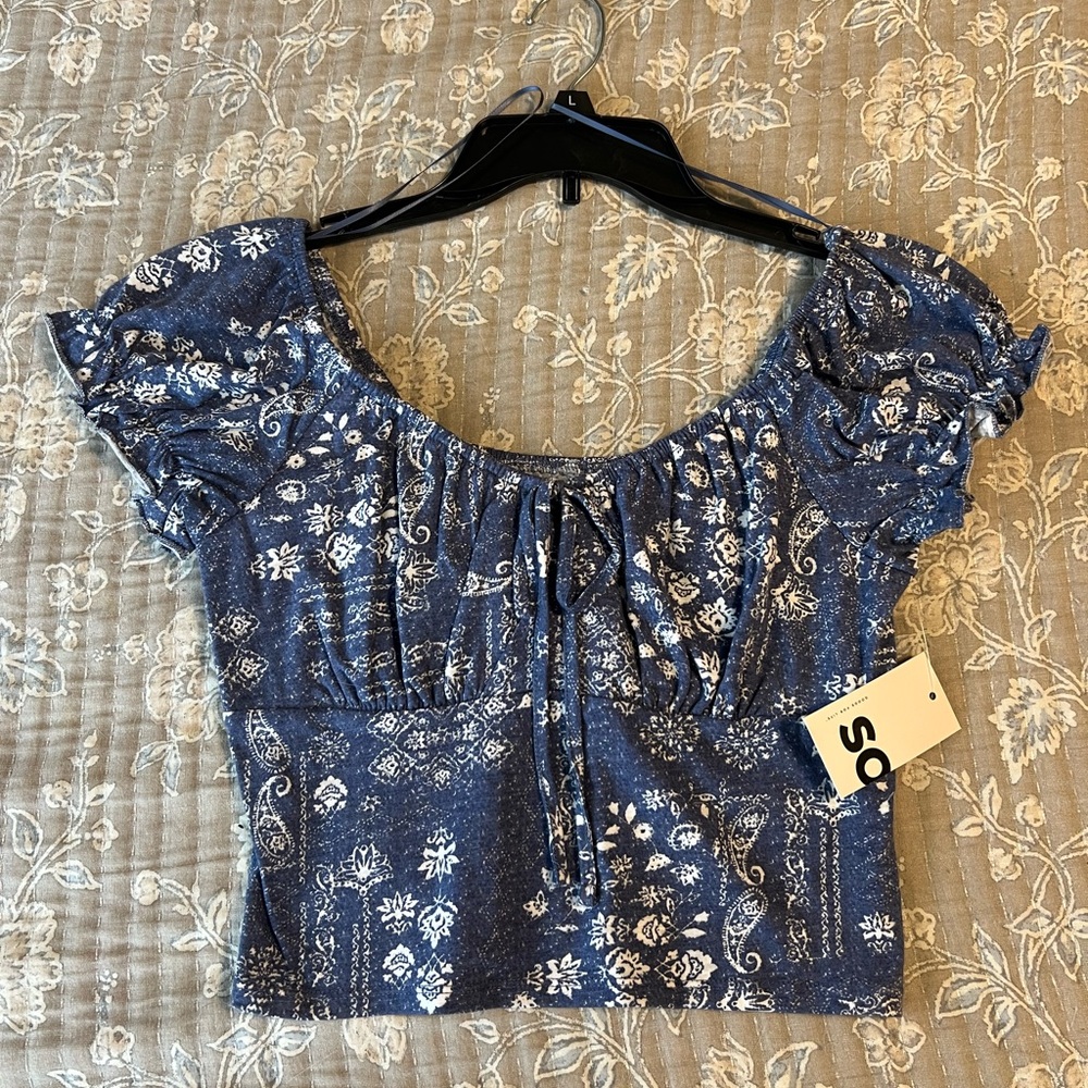 Kohl's Blue and White Crop Blouse with Tie Front